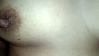hey cutie fingers her pussy till she squirts hard