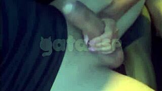 Casada safada bends over for lover's big cock doggystyle while corno films outside