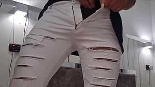 hey check her panting and moaning that huge cock close-up then the massive cumshot explodes