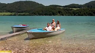 oh god my family therapy beach orgy got so crazy and rough...