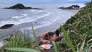 casal caught fucking on sao paulo beach outdoor