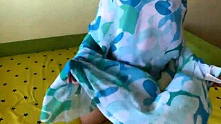 can you split my pussy wide open and make me squirt fast?