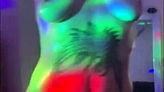 i luv playin with her huge goth milf ass n pluggin that tight hole deep