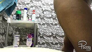 i shave my chubby filipina pussy smooth