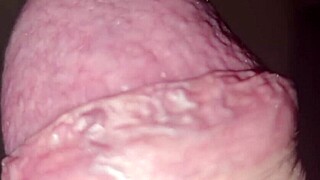amica showers and my cock couldn't resist her moans handjob