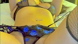 damn this asian slut gets pounded pronebone style then huge creampie explosion 💦😈🔥