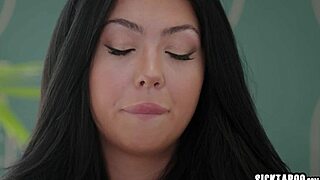 holly day enjoys lesbian play with serene siren