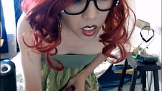 oh god this hot shemale's stroking her cock to massive webcam orgasm waves!!
