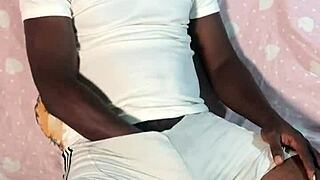 Bbc Cock Receives Sloppy Milf Handjob From Shaved Ebony Lover