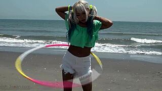 close look at japanese belly button details