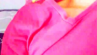 Camilo giving a casual chat