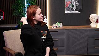 Hey, Ni Ole Murkovski chats subscriber questions with Bella Mur