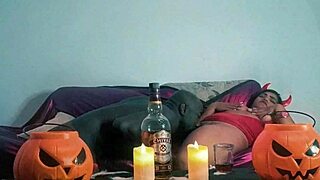 HALLOWEEN LEAK Wife's Natural PUSSY Filled Raw No Condom!
