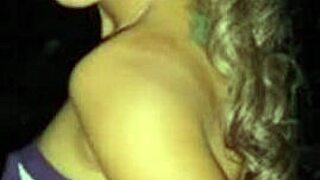 Sexy Venezuelan dancer sways her beautiful curves seductively