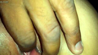 playin with skinny milfs wet pussy up close 😍 wanna join??