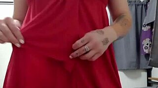 Big tits tease all my pussy piercings – amateur sideshow stretches holes in suspension