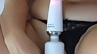 my vibro hits my clito perfect while lush vibes my chatte deep