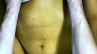 la mejor amiga y el infiel se tentaron con toques calientes hasta creampie en su habitacion