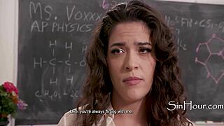 Student seduces teacher who gives up her tight ass