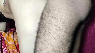 Shy Desi Neighbor's HD Fuck: Hindi Moans as He Pounds Her Hard?