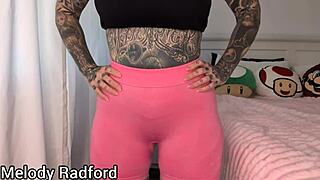 Big titted bimbo milf melody radford squeezes her fake curves into gym tights haul!!!