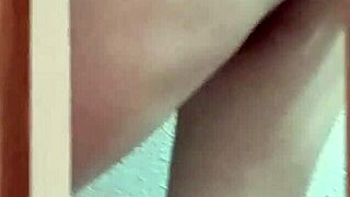 hey hayami looks so teasing in her latest solo update vid