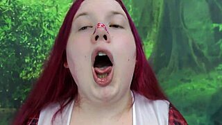 Chubby redhead tgirl shakes fat ass twerks then fucks dildo up close