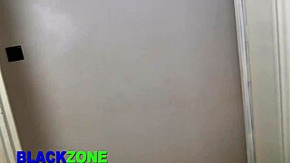 omg my stepmom's fat ebony ass shakes while she tries cooking in kitchen 🍑😂🔥