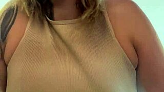 WOW, my gym tits got so hard in times square, sweat dripping down my wet pussy as gringos stared with hard cocks!!