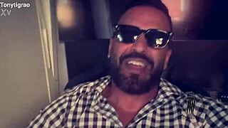 trailer shows esposa getting wrecked by huge cock for corno 😈🍆
