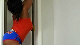 I crave worshiping her juicy big ass cheeks