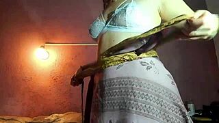 Sexy hijab brunette teen shakes her big ass for the camera