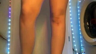 damn this bbw teen fists her own fat ass anal hard on live webcam 💦🔥