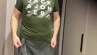 i missed fucking stepmom's tight pussy so much after vacation, pounding her missionary with moans