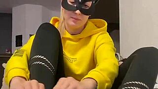 wanna smell these barefoot dirty socks from my sweaty nike feet girl?