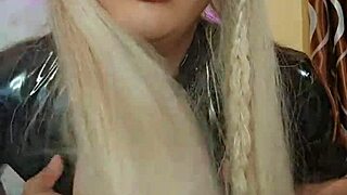 quieres que esta rica ladyboy transexual te haga pajita explosiva?