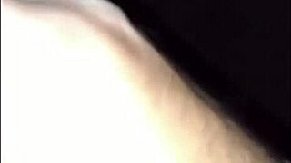 Casada mamando duas picas e fodendo com corno filmando tudo ai meu deus