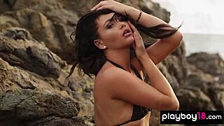 CUte KRiStie TaYLor StRiPs NaKed TeAsiNg At BeAcH!