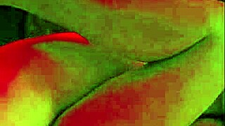 Feminist mom from Cancun meets junagorilla!