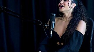 check her tiny bits, ex-model shares tips and chats mom about selling content on sheer red