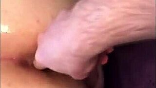 mmm i wanna get fucked hard by that monster cock homemade