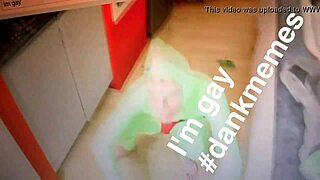 Cute amateur happylilcamgirl shares hot March 2017 webcam preview