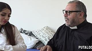 estudiante roma amor, queres verme follar duro esta polla pequena pa aprobar mi examen o que?