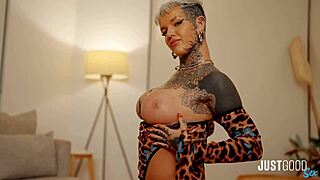 Stefani Marz Dumps Tattoos for New Huge Cock Slam!