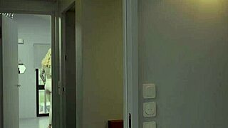 come see my perfect shaved pussy n tight ass waitin for u