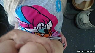 🍆 fucked her in kitchen cum on stepsis tits while parents slept next door 😏