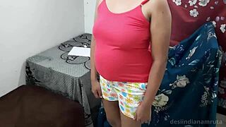 desi bhabhi orgasms rubbing pussy and boobs while nude painting