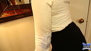 sexy casey cumz strokes n sucks miles long dick till massive facial blast