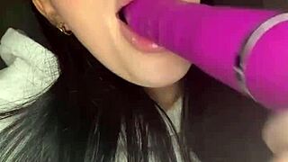 horny british girl i need my solo toy play so bad right noww!!