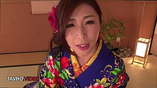 damn ayumi shinoda in that kimono gives the sloppiest bj ever feels so good